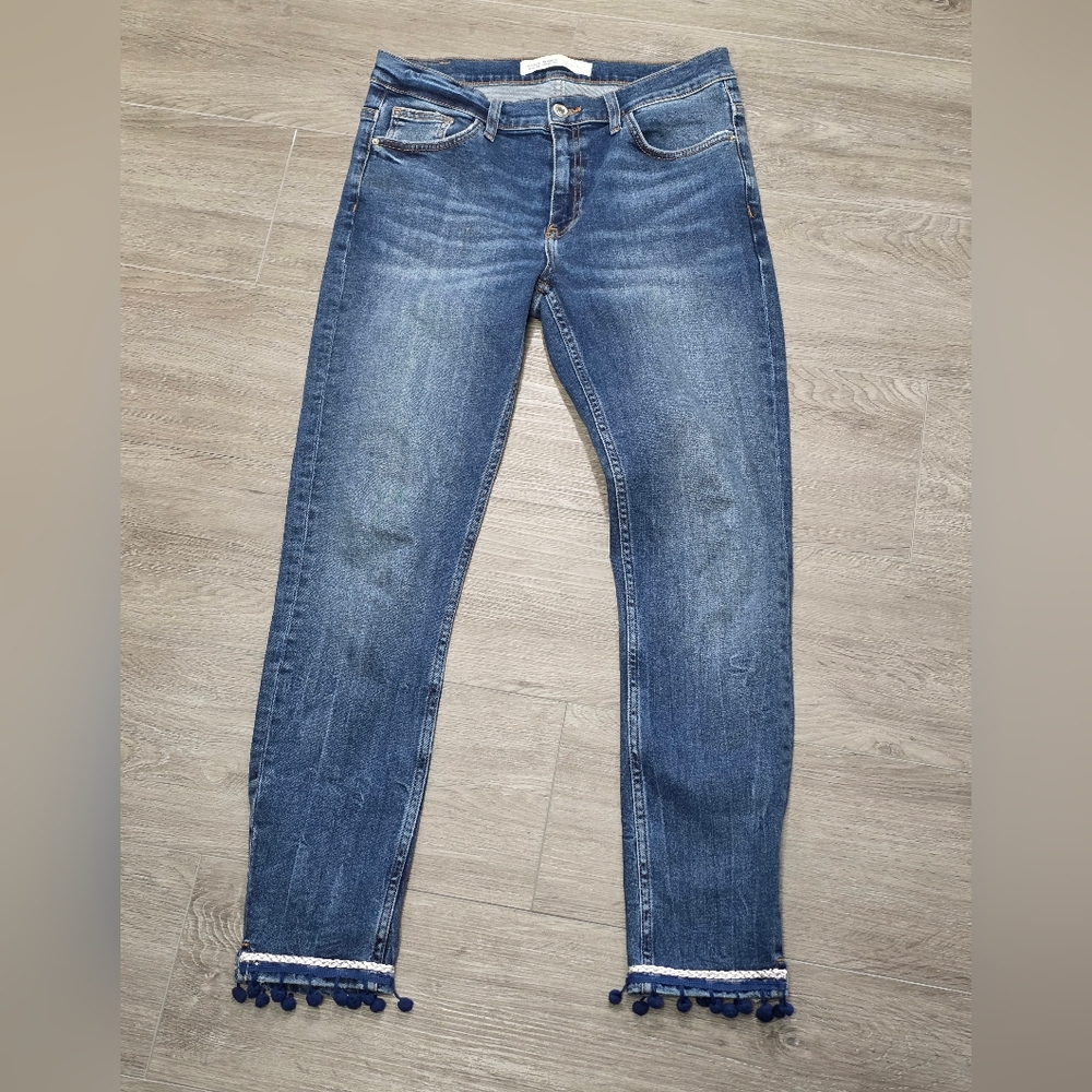 ZARA Basic Denim Skinny Style Jeans Womans Sz 6 Stretch Pom-Pom Trim